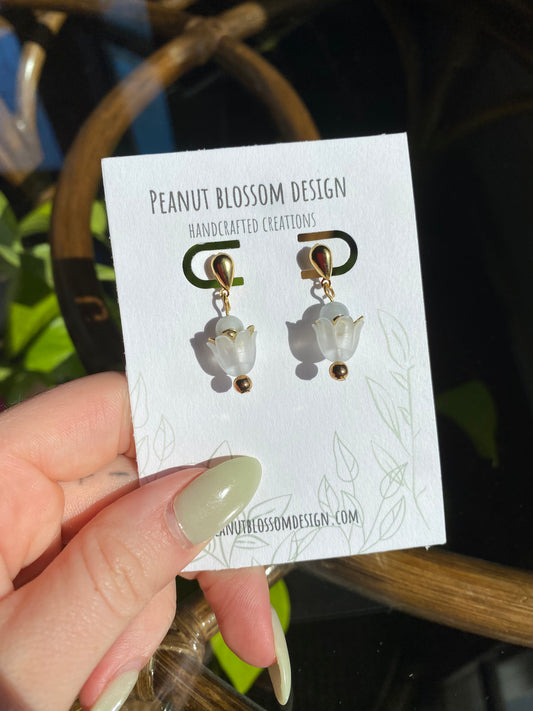 Elegant White and Gold Earrings