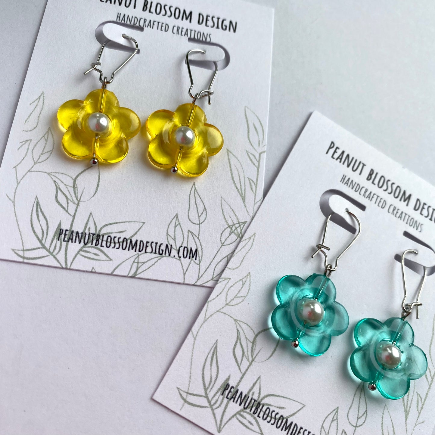 Simple Flower Earrings with Itedescent Beaded Centers